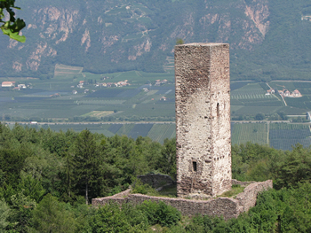 Kreidenfeuerturm von Burg Hocheppan (Foto A. Prock)