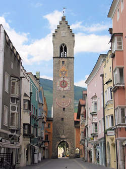 Sterzing – Neustadt südlich des Zwölferturms (Foto A. Prock)