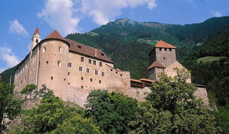 Schloss Tirol