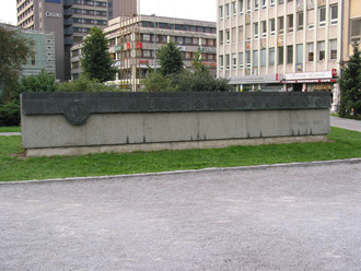 Denkmal am Landhausplatz in Innsbruck