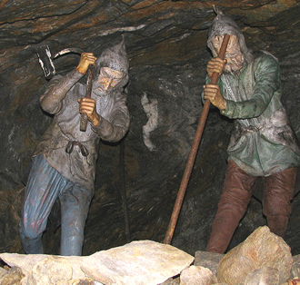 Bergbaumuseum Ridnauntal – Knappen bei der Arbeit nachgestellt (Fotos: A. Prock)