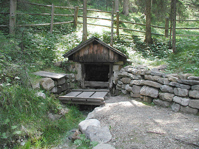 Schwefelquelle - Bad Bergfall 