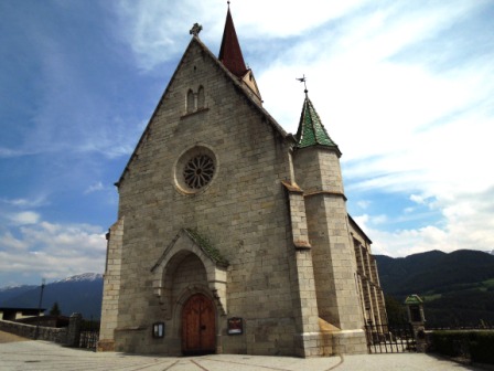 uploads/3894/pfarrkirche.jpg