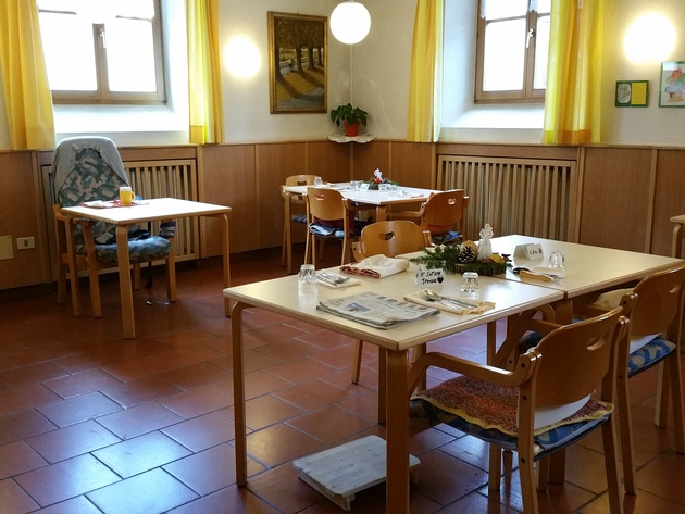 uploads/4654/sala_da_pranzo_1.jpg