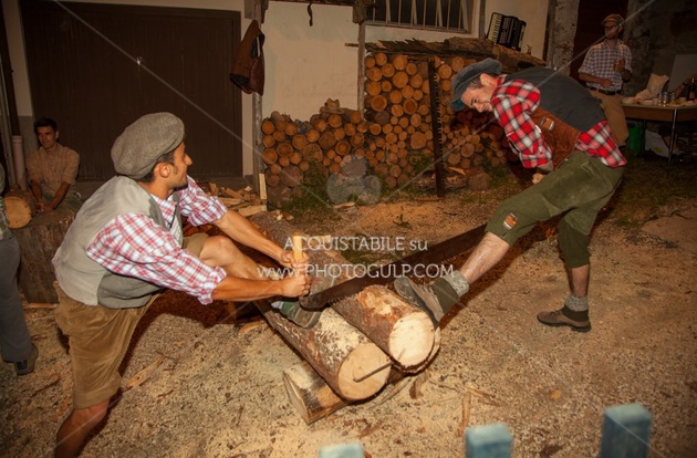 uploads/4735/cata2.jpg