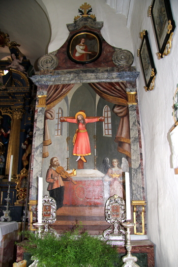 uploads/5885/kummernus_seitenaltar.jpg